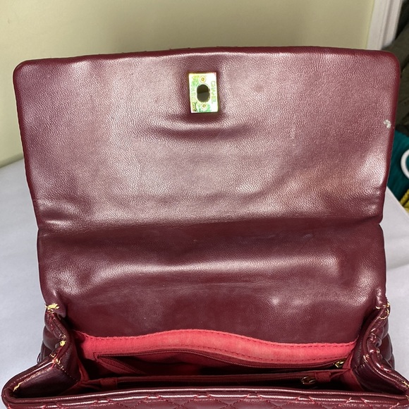 Vintage chanel CoCo medium burgundy purse - Picture 9 of 16